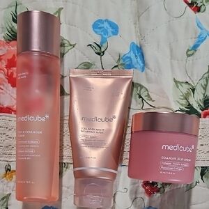 Medicube Skincare Set - Pink